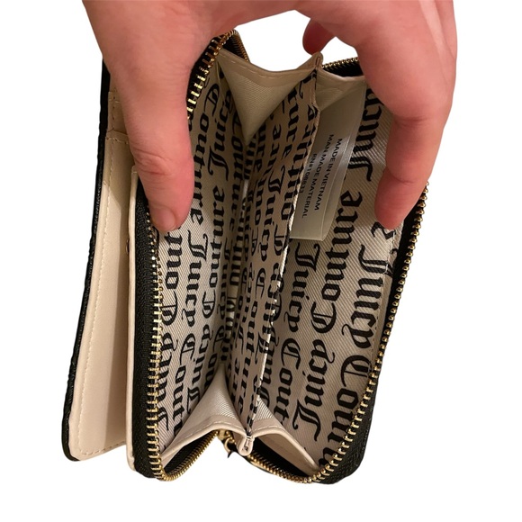 Juicy Couture black wallet NWT - Picture 5 of 5